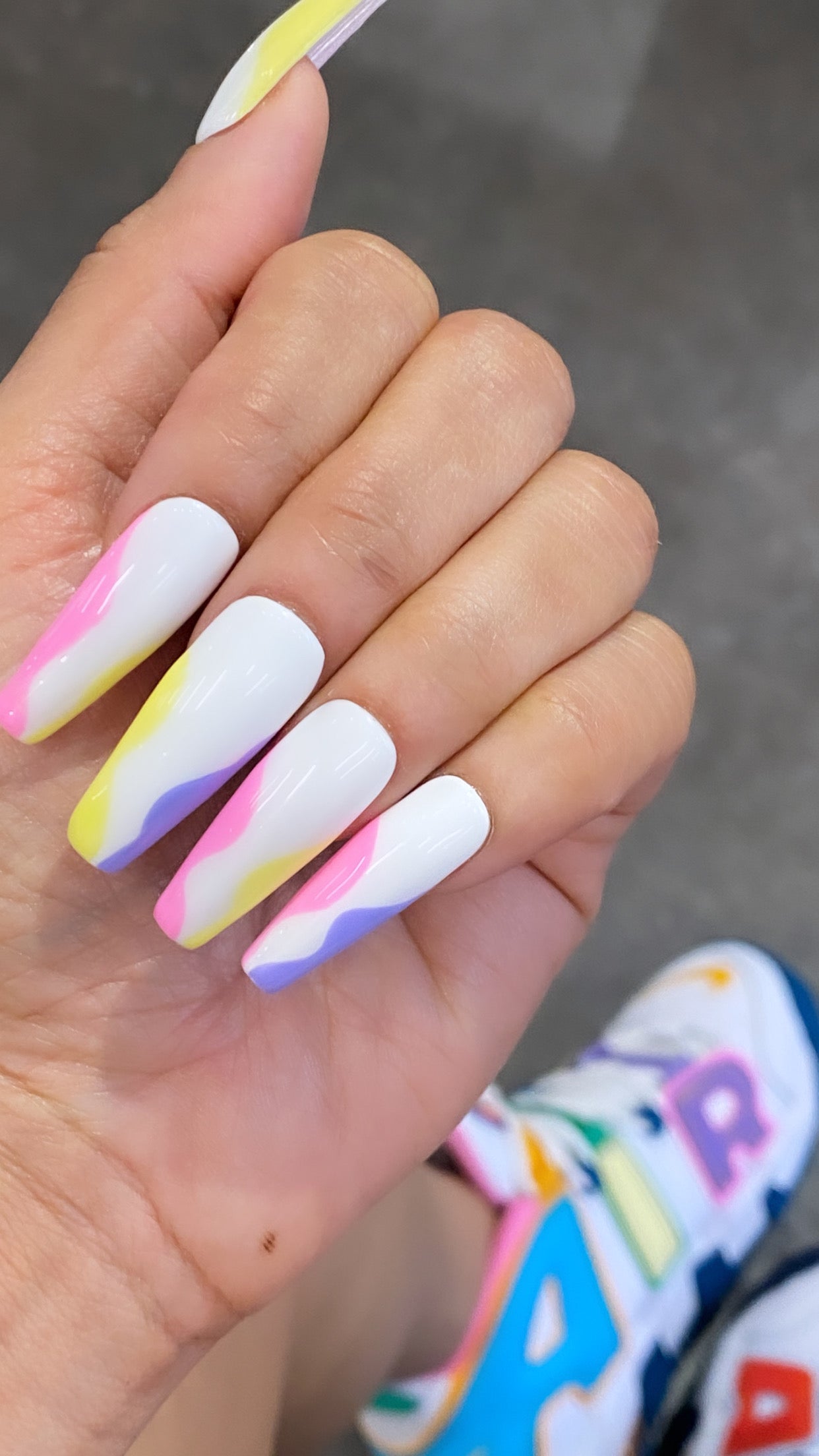 Summer White Nails That Shine