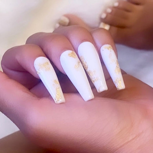 RESTOCKED: Shaded in the Snow '21: White & Gold | Summer ‘22 (Final) Restock - Premium Press-On Nails from SBS - Just $39! Shop now at ShadedbyShanell